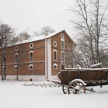 Ostoya Inn & Granary ياشونكا المظهر الخارجي الصورة