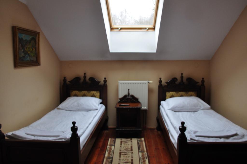 Ostoya Inn & Granary ياشونكا الغرفة الصورة