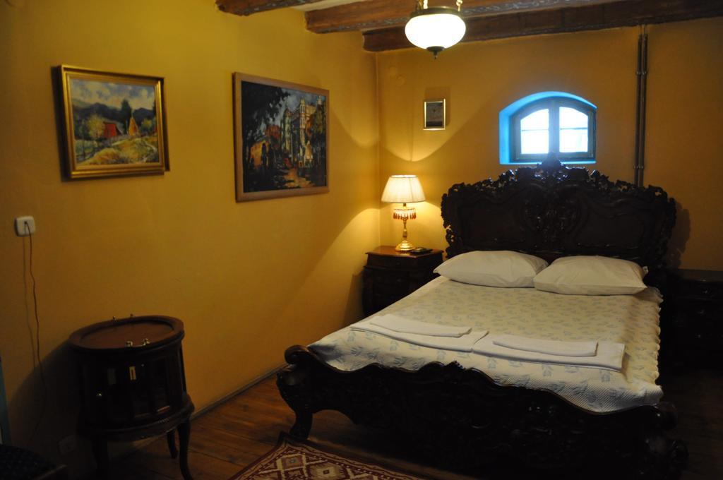 Ostoya Inn & Granary ياشونكا الغرفة الصورة