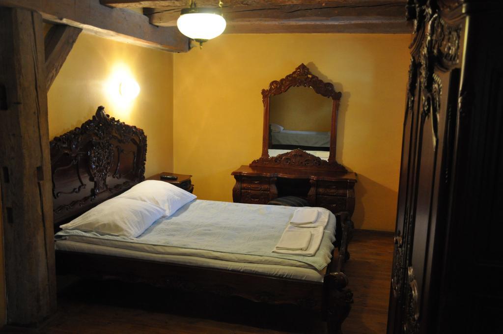 Ostoya Inn & Granary ياشونكا الغرفة الصورة